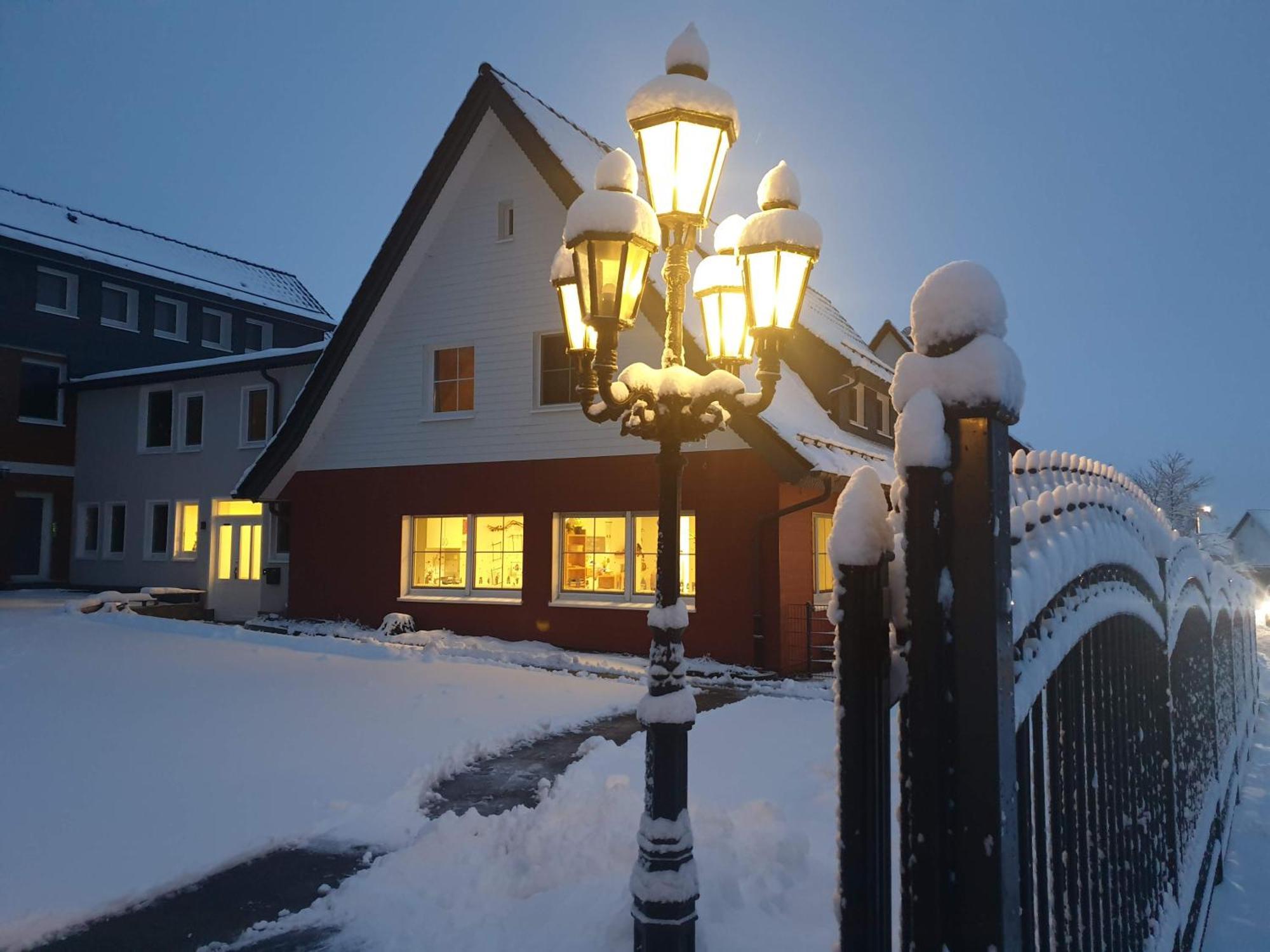 Fewo Winter In Der Villa Waldrand Mit Zwei Balkonen Бад-Вюнненберг Экстерьер фото